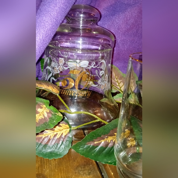 Vtg. 50th Golden Anniversary Drink Glass Set of 8, 6 Cups, Pitcher, & Candy Dish - Picture 3 of 8